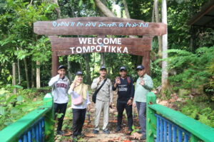 Travertine Tompotikka